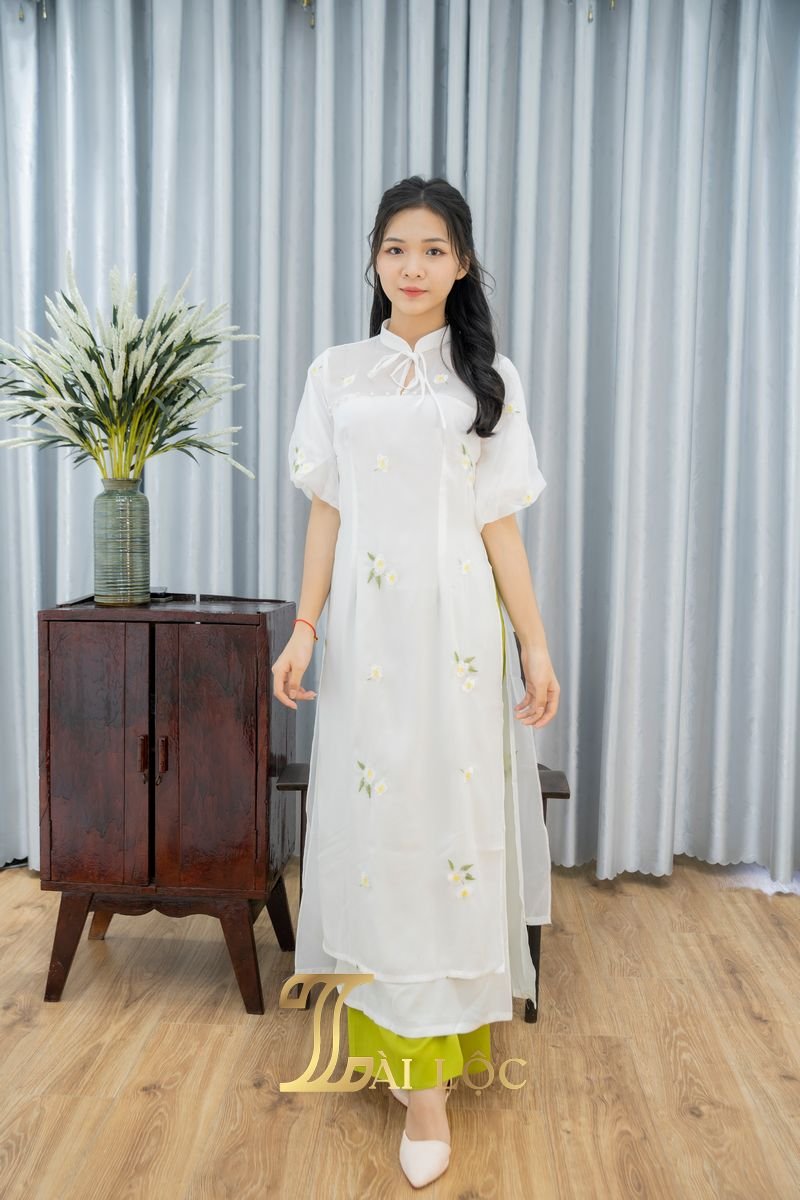 Áo Dài Bưng Quả Trắng Hoa Nhài