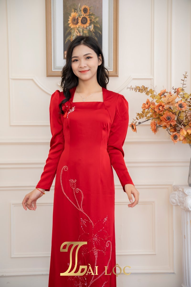 Áo Dài Cưới Cô Dâu Đỏ Đô Hoa Cổ Vuông Cách Tân